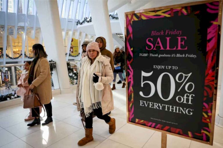 black-friday-2024:-florida-emite-una-guia-oficial-para-evitar-estafas-y-robos-de-paquetes
