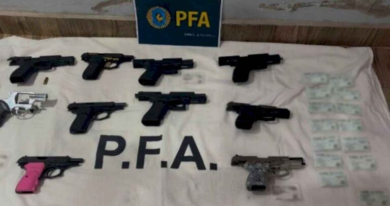 comercio-ilegal-de-armas:-detuvieron-una-mujer-y-secuestraron-nueve-pistolas-y-un-revolver-en-villa-gobernador-galvez