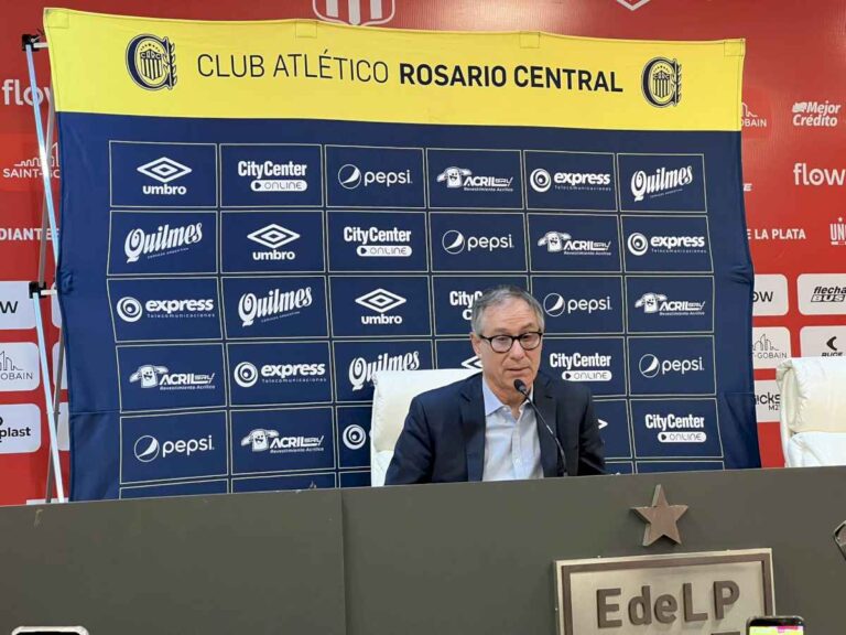 ariel-holan:-nos-quedo-mucha-tarea-para-el-hogar-para-ser-el-equipo-competitivo-que-el-pueblo-canalla-quiere