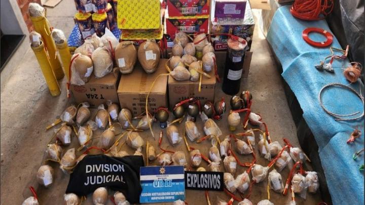 Secuestraron un arsenal de pirotecnia en Rosario
