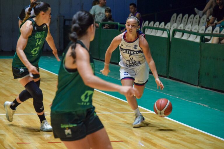 Náutico cayó ante Ferro y en la mañana del domingo enfrenará a Obras