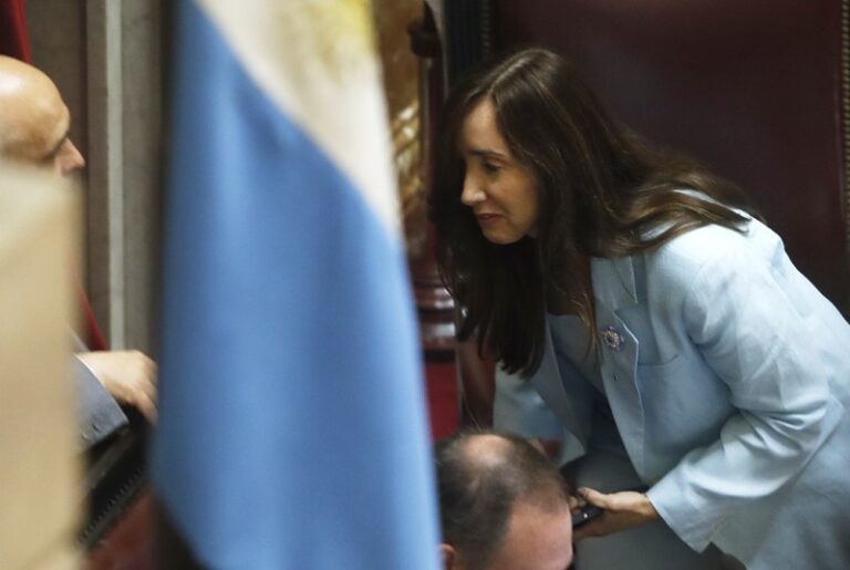 La polémica de los sueldos: por qué se regaló Villarruel en la pelea con Milei?