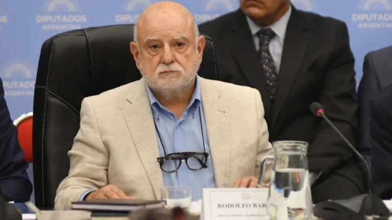 El Gobierno echó al procurador del Tesoro