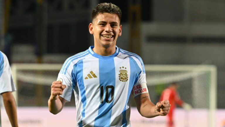 Argentina arrancó el Sudamericano Sub 20 con goles y baile ante Brasil