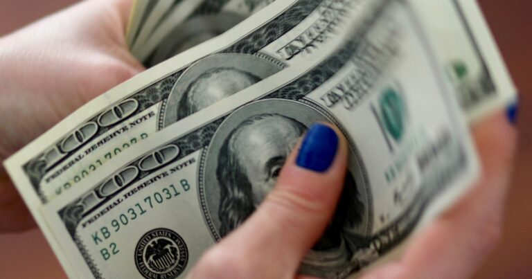 Dólar CCL hoy: a cuánto cotiza este martes 28 de enero