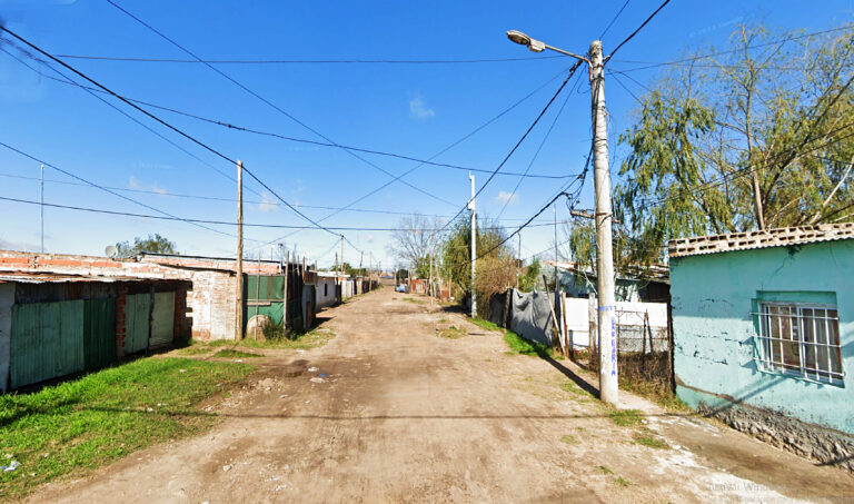 Nuevo crimen, en zona oeste: 14 disparos contra un hombre que falleció horas después en el Heca