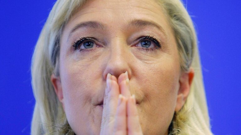 La Justicia francesa prohibió a la derechista Marine Le Pen postularse en elecciones