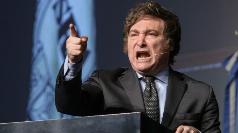 Deploran las expresiones agraviantes y violentas de Milei hacia periodistas