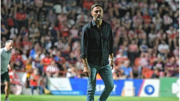 «Al Kily González lo echó la gente porque hace tres semanas era el dios de Santa Fe»