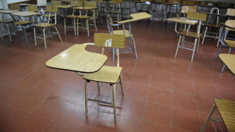 Docentes de la UNR van al paro este martes y miércoles