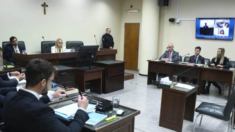 Absolvieron a dos ciudadanos extranjeros que entraron al país con más de 5 kilos de cocaína