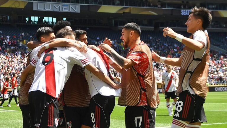 River enfrenta a Monterrey en un duelo clave por la clasificación