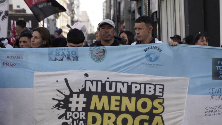 «Ni un Pibe Menos por la Droga»: Rosario volvió a marchar para visibilizar el consumo problemático