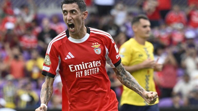 Lo mira todo Central: juega Di María y se sabrá si vuelve ahora o hay que esperar más