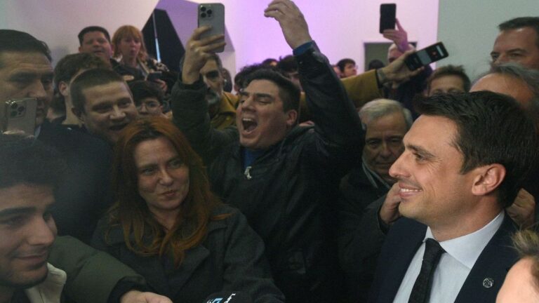 Aleart festejó una «elección histórica» y sigue en su carrera a la Intendencia