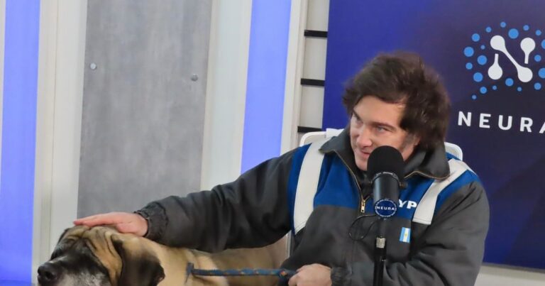 Javier Milei donó un millón de pesos para un refugio de animales