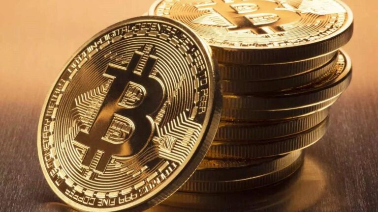 El Bitcoin rompe su techo y alcanza un récord de U$S 112.000: qué impulsa la suba