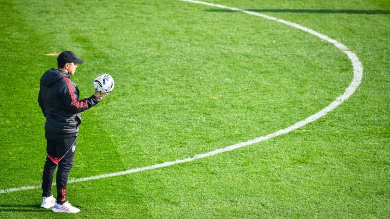 Los 11 de Marcelo Gallardo para visitar a Instituto