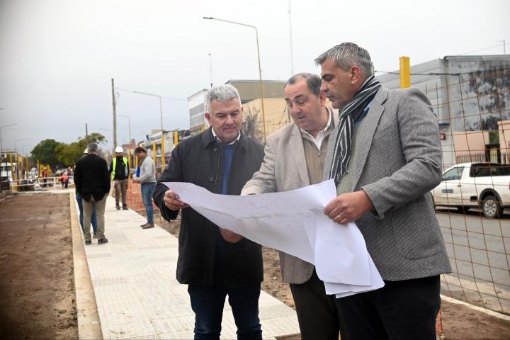 Poletti recorrió una de las cinco obras del Acuerdo Capital