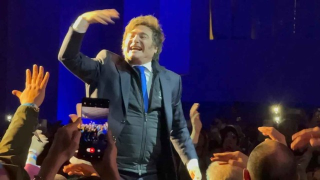 Un periodista aseguró que quisieron envenenar al presidente y Javier Milei le respondió