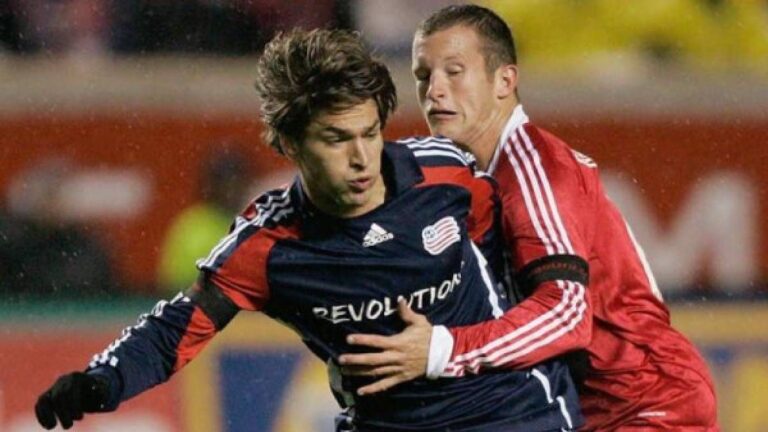 Del fútbol a la fe: el caso del futbolista que dejó una prometedora carrera para ser sacerdote