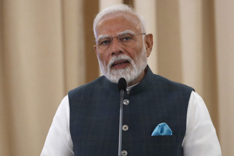 India frenó la compra de petróleo ruso tras las advertencias de Estados Unidos