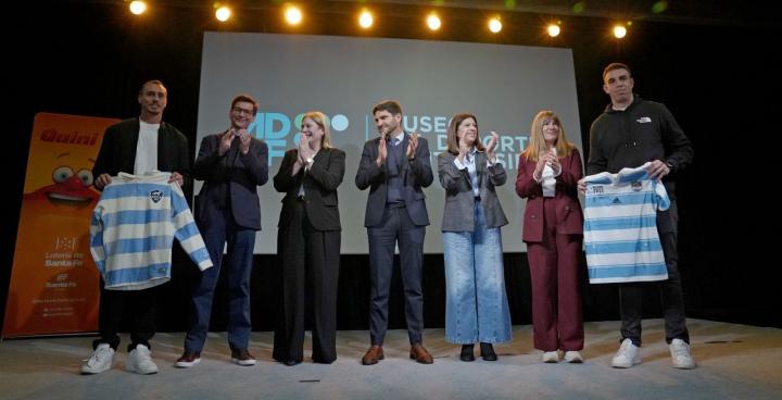 Las camisetas de Los Pumas ya lucen en el Museo del Deporte