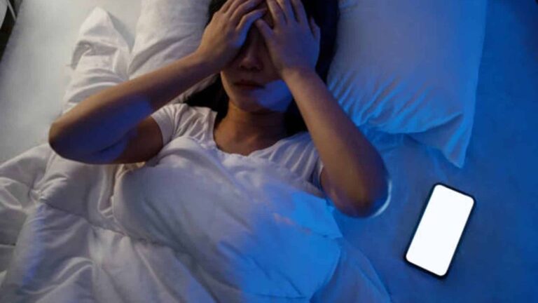 Qué pasaría si la humanidad dejara de dormir?: esto imagina la Inteligencia Artificial