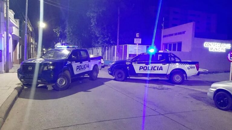 Horror en Córdoba: una mujer detenida por el crimen de su hijo de 14 años