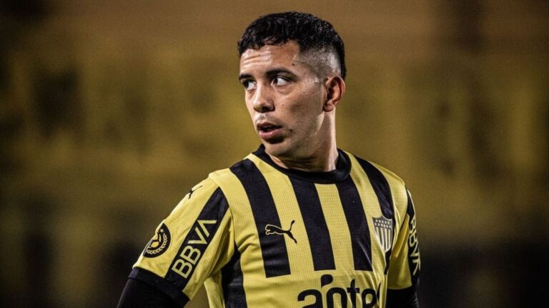 Buena para Racing: Leo Fernández, baja en Peñarol para la vuelta por una grave lesión