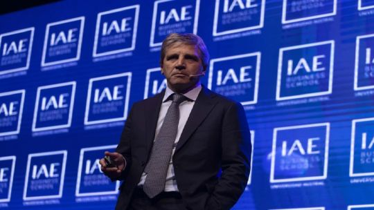 El Gobierno no se siente nervioso de poner tasas en 60 o 70% pese al quiebre en la actividad económica