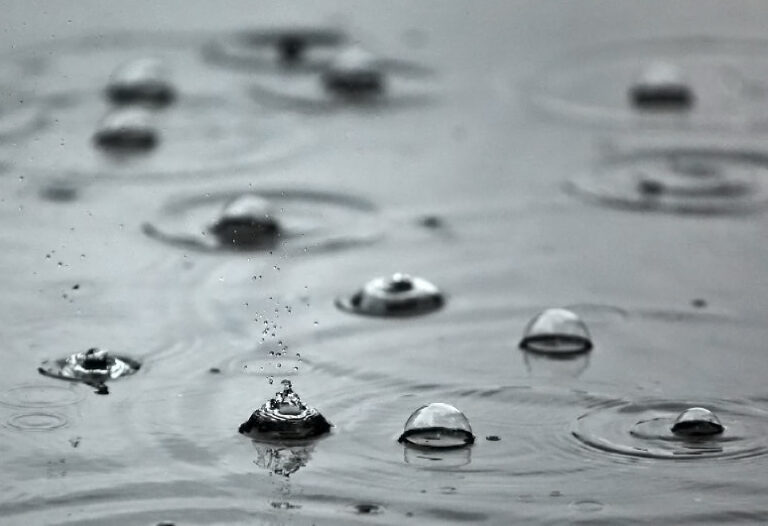 Lunes con alerta amarilla por tormentas fuertes en la noche y se prevén tormentas aisladas en la tarde