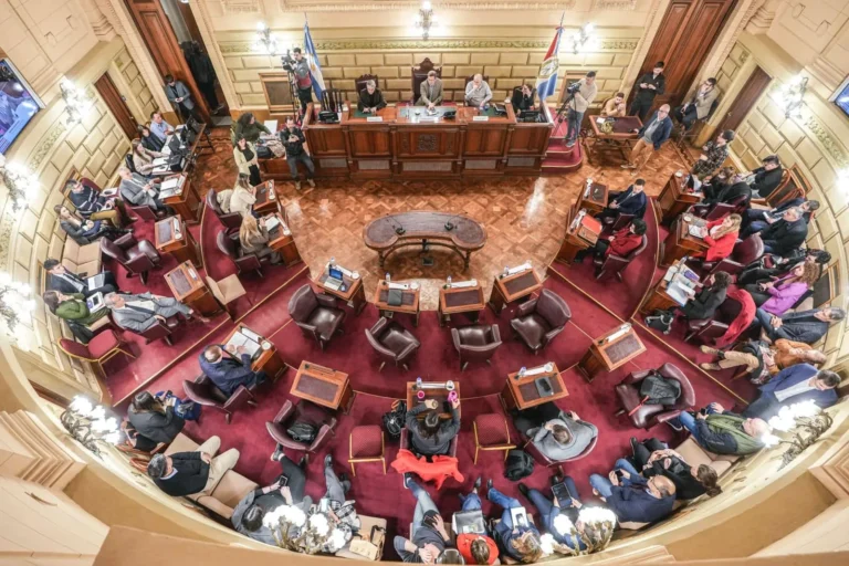Con acuerdo para la reelección de Pullaro, inicia la redacción definitiva de la nueva Constitución
