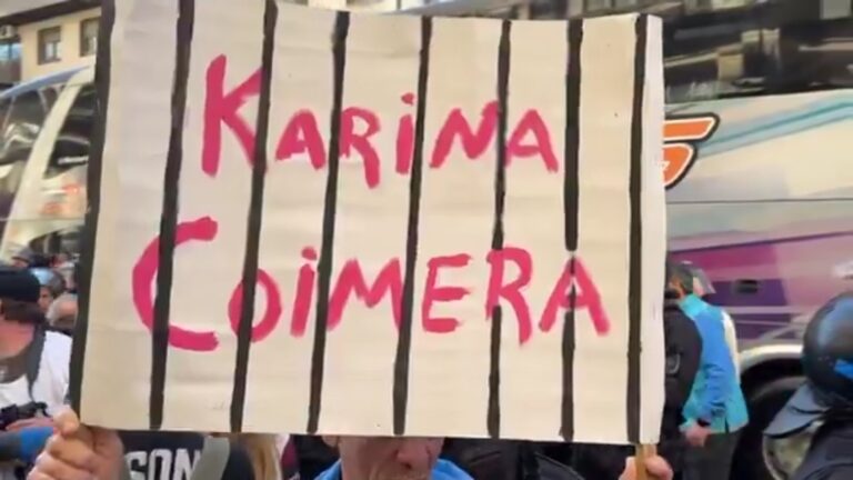 Jubiladas y jubilados marchan desde Congreso a Plaza de Mayo