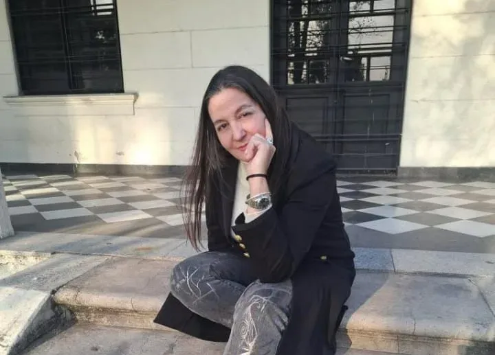 Inaugura la exposición de pinturas Caleidoscopio de la artista Jorgelina Anselmino