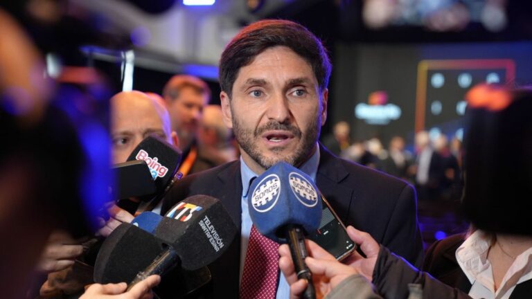 Pullaro sobre las coimas: «Golpea la credibilidad del presidente, debe dar una respuesta clara»