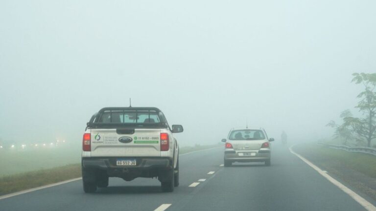 Alerta vial: escasa visibilidad por neblina y lloviznas en rutas de la región