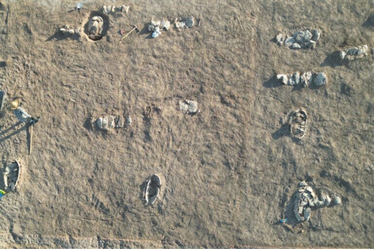 Una represa se secó y dejó al descubierto una ciudad de más de 2000 años de antigüedad