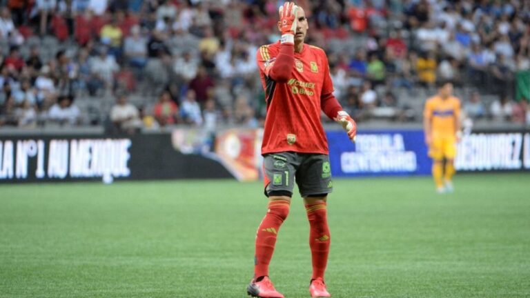 Un ex-Newell’s que juega hace casi 12 años en el mismo equipo habló sobre su futuro: «Me voy pronto»