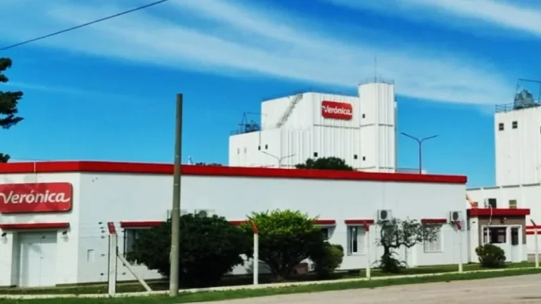 Hubo acuerdo en Lácteos Verónica y, en principio, vuelve la actividad
