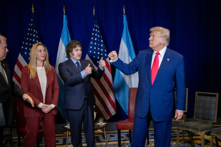 El amigo americano (de Milei), intervencionismo imperial y deuda odiosa