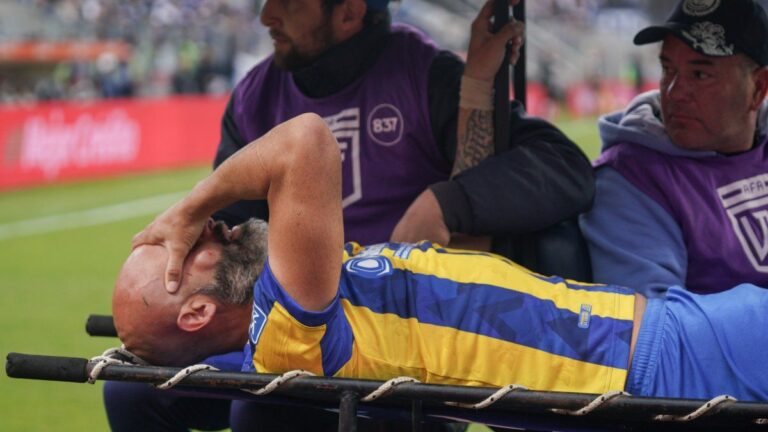 Central: una gravísima lesión deja afuera a Carlos Quintana por el resto de la temporada