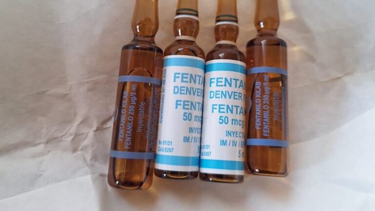 Fentanilo en Rosario: allanamiento en Pami II y un enfermero detenido por venta ilegal