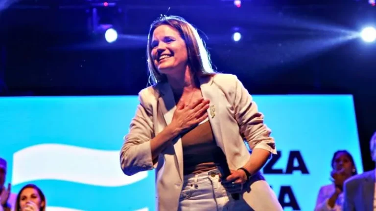 Vienen a respaldar a Caren Tepp: charla abierta de referentas de género