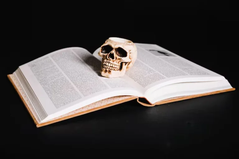 Una propuesta con tres atractivas lecturas a instancias de Halloween que renuevan el clima del terror literario