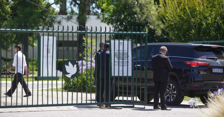 Cómo fue el último adiós a Diego Lerner