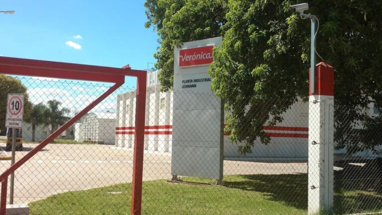 Volvió el conflicto en Lácteos Verónica: ya tiene paralizadas a todas sus plantas de Santa Fe por incumplimientos salariales