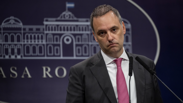 Adorni desmintió el aumento del sueldo de Milei, pero los ministros sí recibirían una recomposición