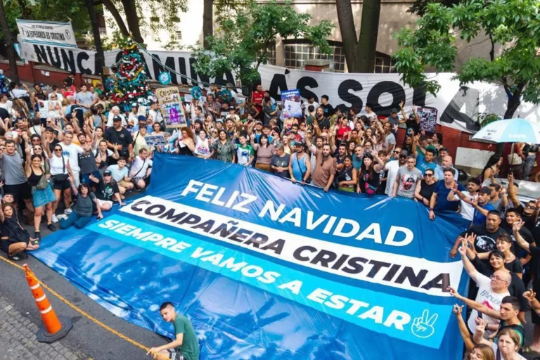 Cristina Kirchner pasará Año Nuevo internada debido a una lenta recuperación de la operación