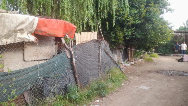 Una mujer fue asesinada a balazos en la zona oeste de Rosario y hay un detenido de 19 años